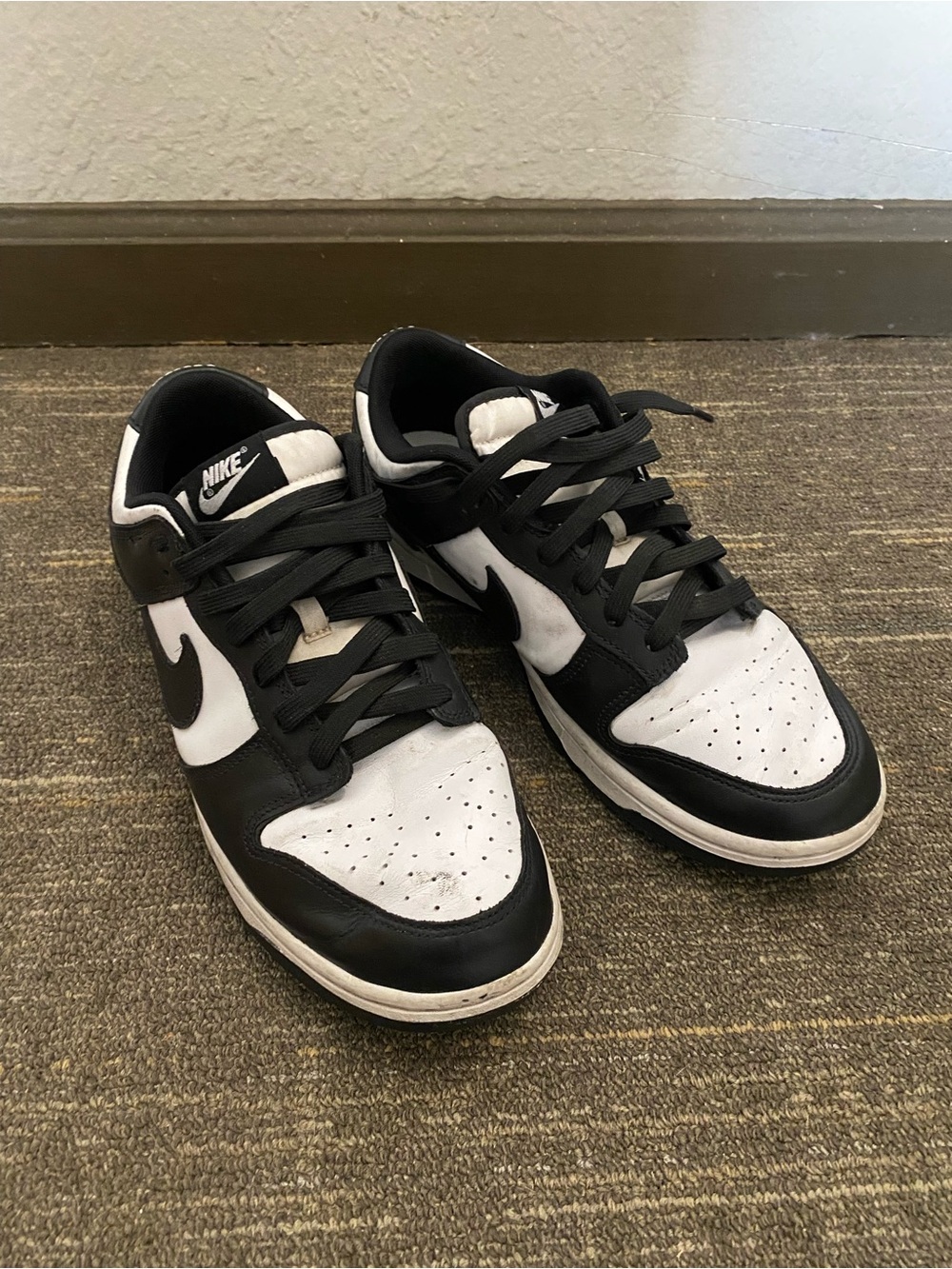 Nike Black & White Low Top Sneakers Dunk Size 11